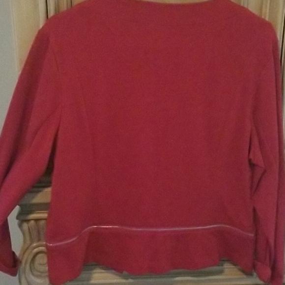 Guess - Picture 4 of 4